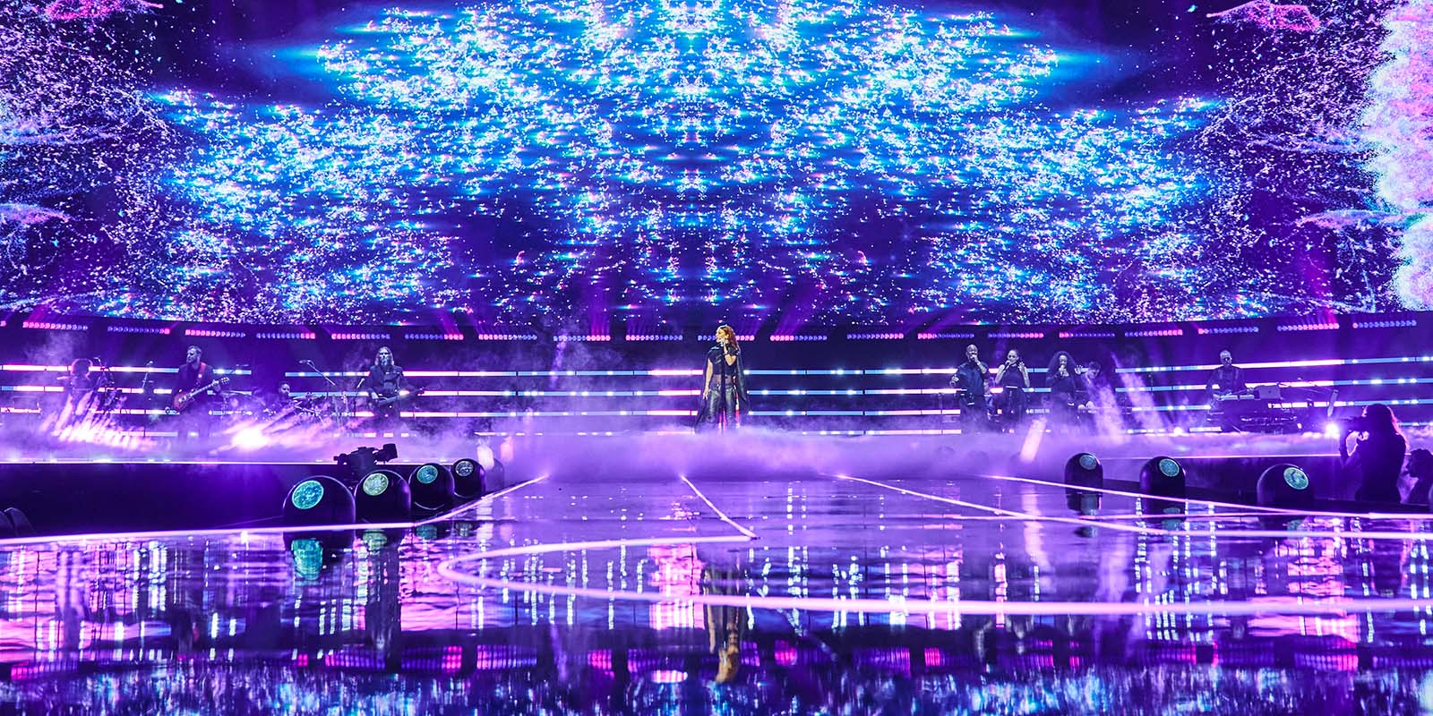 Jess Glynne Large Image 2